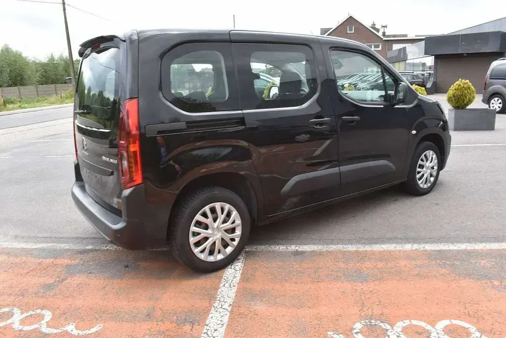 Gebraucht Citroën Berlingo Live 131 PS (96 kW) 2021 Schwarz Van / Kleinbus