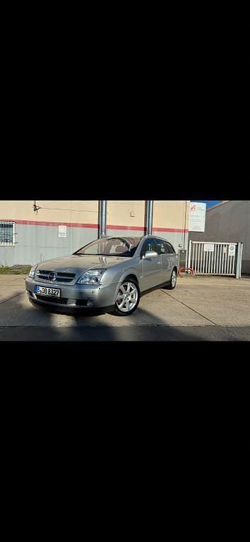 Silber Gebraucht 2004 Opel Vectra Limousine | 1.400 € (Teuer) - Bild 1/4