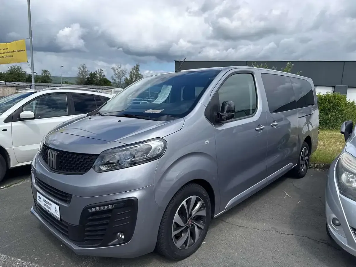 Gebraucht Fiat Scudo 177 PS (130 kW) 2022 Silber Van