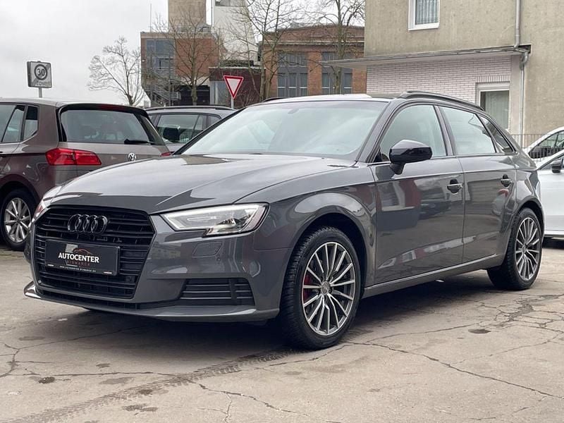 Gebraucht Audi A3 Sport 150 PS (110 kW) 2017 Grau Limousine