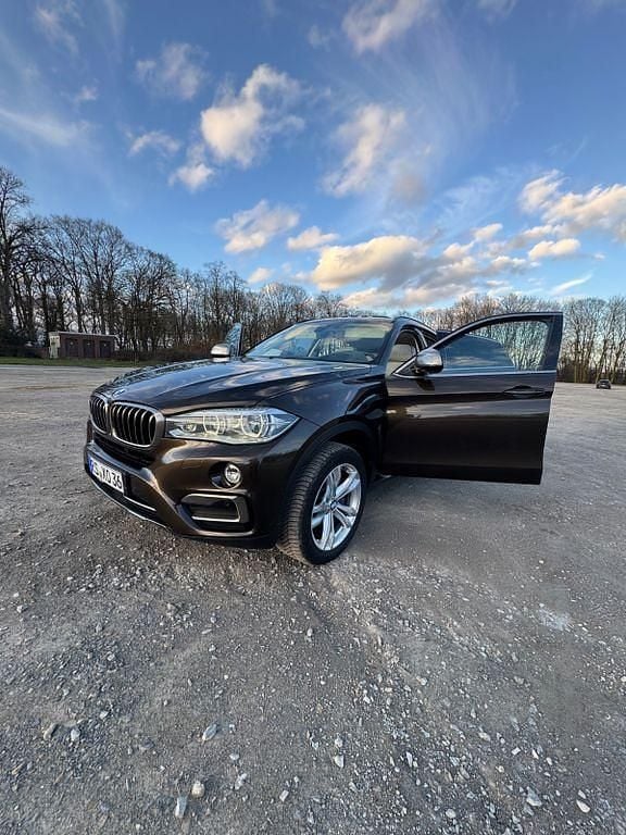 Gebraucht BMW X6 258 PS (189 kW) 2015 Braun SUV