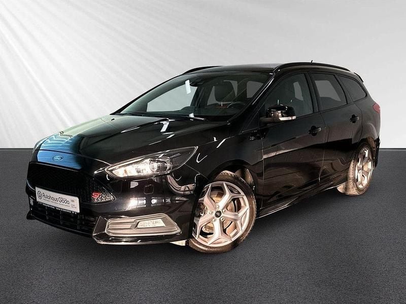 Second-hand Ford Focus ST 250 CP (183 kW) 2018 Negru Break