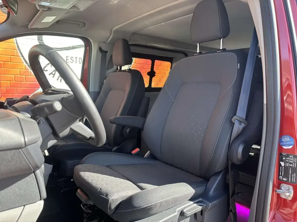 Gebraucht Ford Transit Custom Nugget 170 PS (125 kW) 2025 Artisan red Van