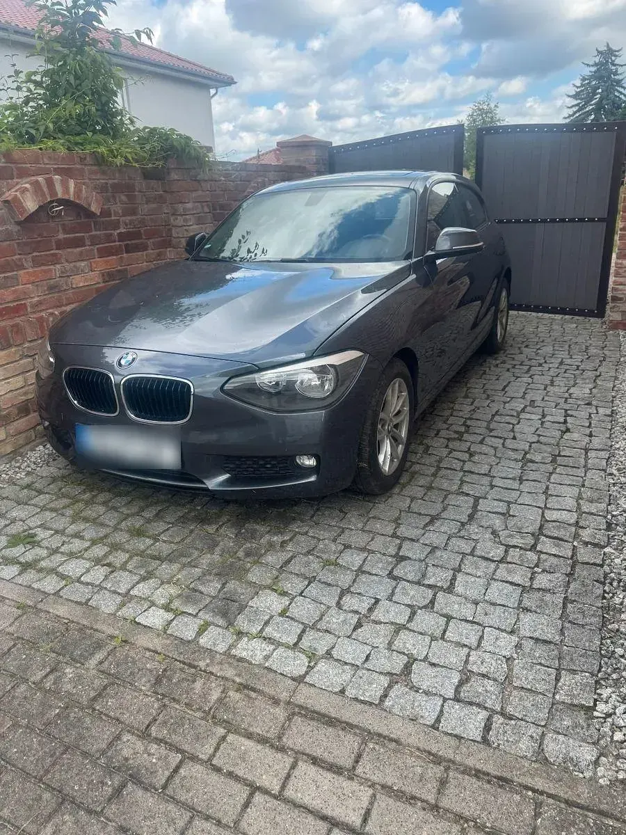 Gebraucht BMW 116 Sport Line 136 PS (100 kW) 2013 Grau Kleinwagen