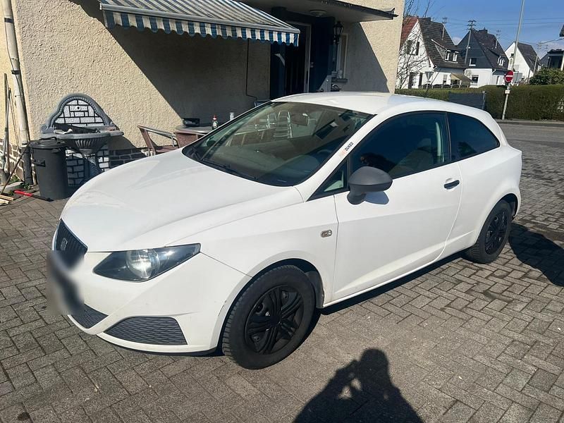 Gebraucht Seat Ibiza 69 PS (50 kW) 2010 Weiß Kleinwagen