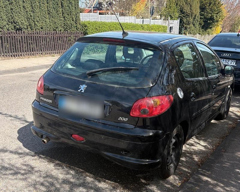 Gebraucht Peugeot 206 75 PS (55 kW) 2008 Schwarz Kleinwagen
