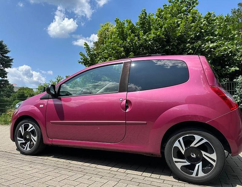 Gebraucht Renault Twingo 75 PS (55 kW) 2012 Rot Kleinwagen