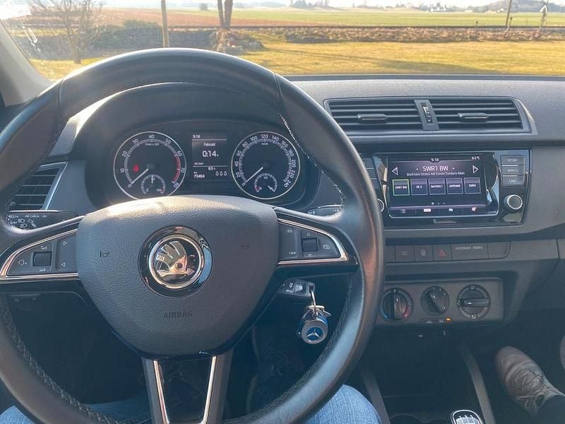 Gebraucht Skoda Fabia 60 PS (44 kW) 2020 Weiß Kleinwagen