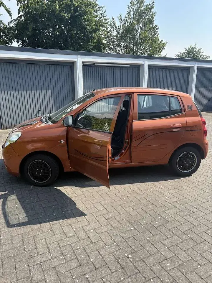 Gebraucht Kia Picanto LX 65 PS (47 kW) 2008 Orange Kleinwagen