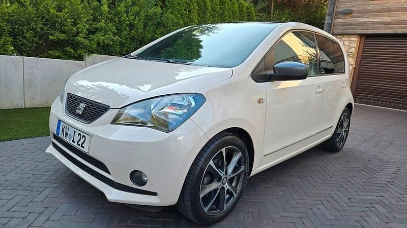 Beige Gebraucht 2015 Seat Mii Ecomotive Kleinwagen | 8.800 € (Teuer) - Bild 1/4