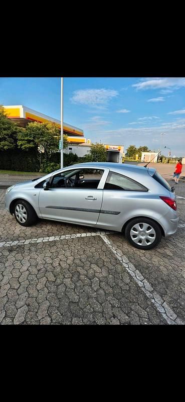 Gebraucht Opel Corsa 80 PS (58 kW) 2008 Kleinwagen