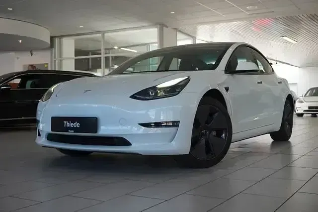 Gebraucht Tesla Model 3 366 kW (498 PS) 2022 Grau metallic Limousine