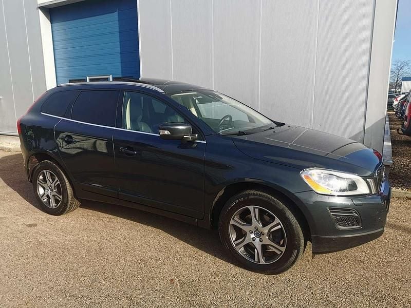 Gebraucht Volvo XC60 Summum 305 PS (224 kW) 2012 Savile grey / metallic SUV