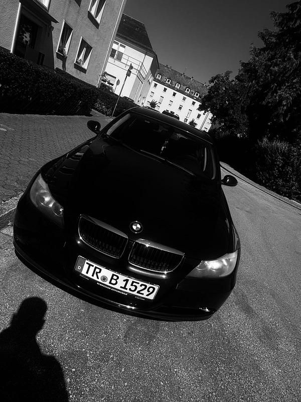 Gebraucht BMW 318 129 PS (94 kW) 2005 Schwarz Limousine