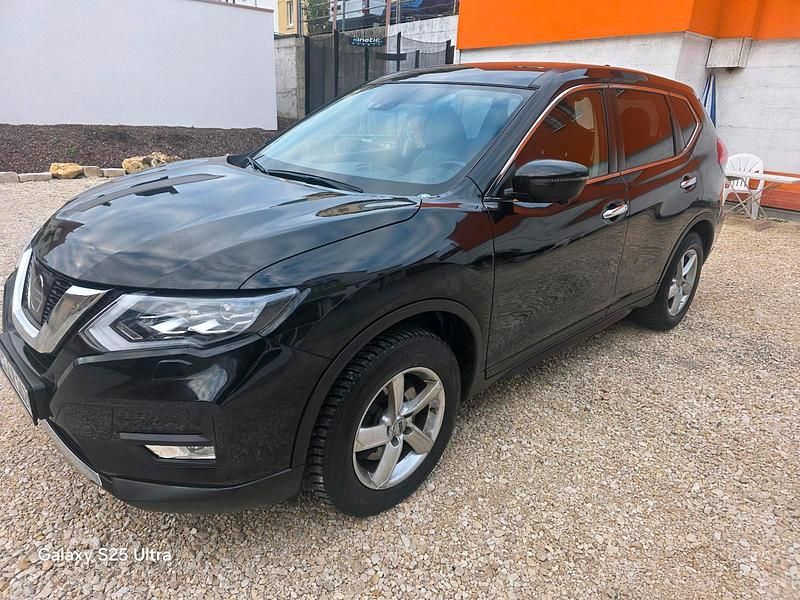 Schwarz Gebraucht 2018 Nissan X-Trail SUV | 17.250 € (Fairer Preis) - Bild 1/4