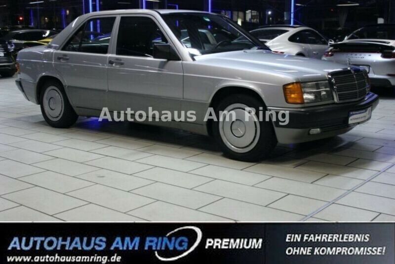 Silber Gebraucht 1989 Mercedes 190 Limousine | 13.999 € - Bild 1/4