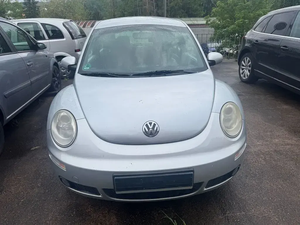 Gebraucht VW New Beetle 102 PS (75 kW) 2006 Silber Kleinwagen