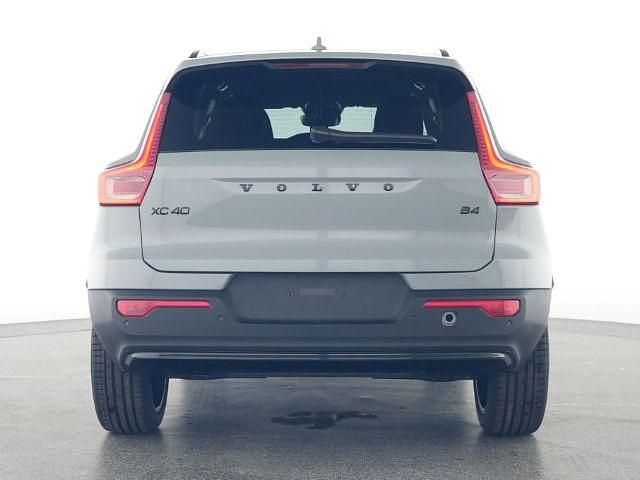 Gebraucht Volvo XC40 Plus 197 PS (144 kW) 2025 Grau SUV