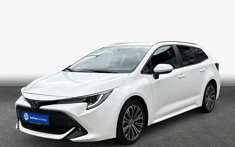 Gebraucht Toyota Corolla Team 184 PS (135 kW) 2022 Weiß Kombi