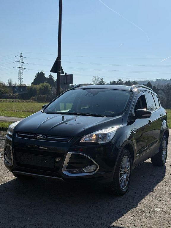Gebraucht Ford Kuga ST-Line 163 PS (119 kW) 2013 Schwarz SUV