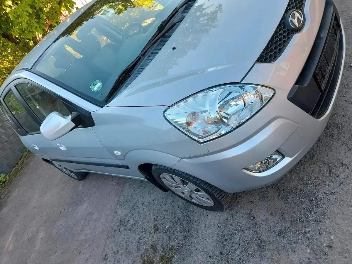 Second-hand Hyundai Matrix 103 CP (75 kW) 2009 Argintiu Monovolum