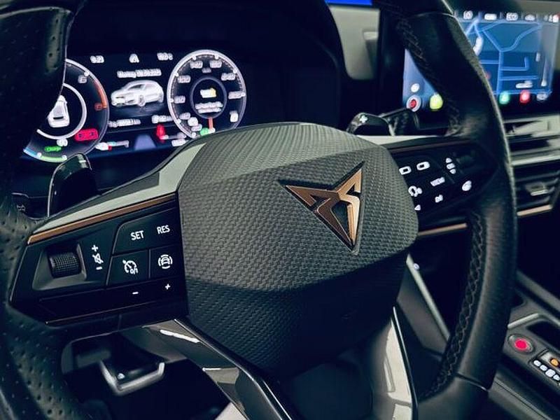 Gebraucht Cupra Leon VZ 245 PS (180 kW) 2022 Weiß Limousine