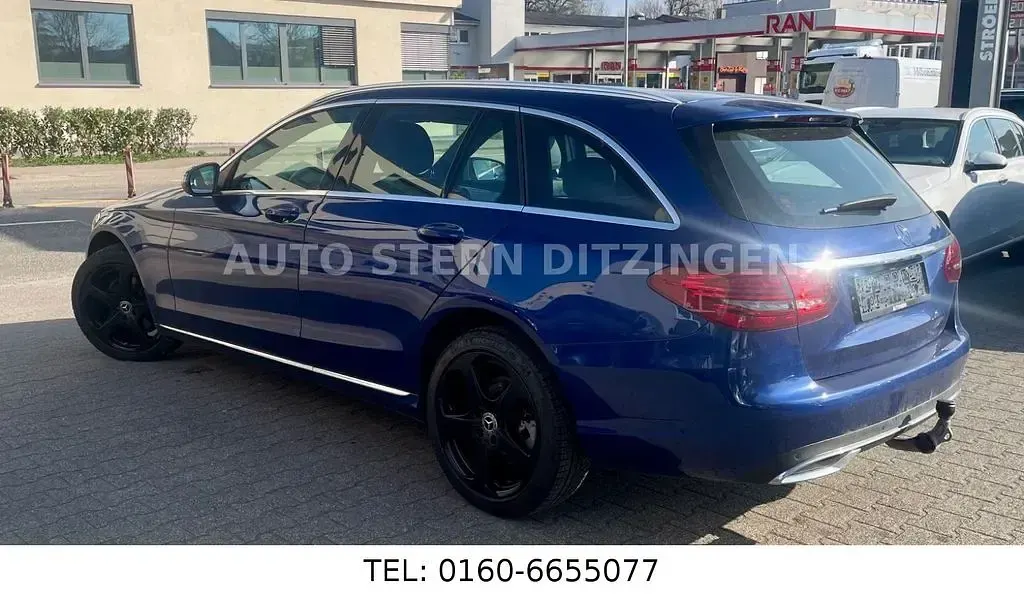 Gebraucht Mercedes 200 Avantgarde 160 PS (117 kW) 2020 Blau Kombi