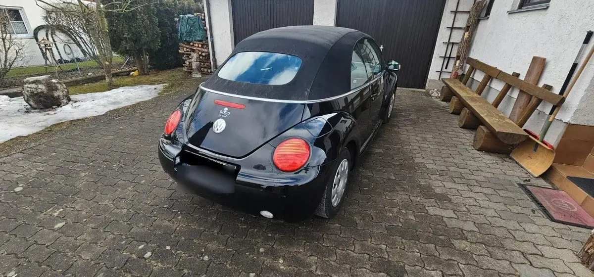 Gebraucht VW New Beetle 100 PS (73 kW) 2005 Schwarz Kleinwagen