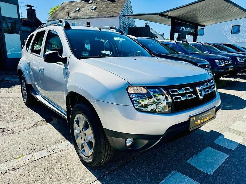 Silber Gebraucht 2014 Dacia Duster Prestige SUV | 7.990 € (Etwas zu teuer) - Bild 1/4