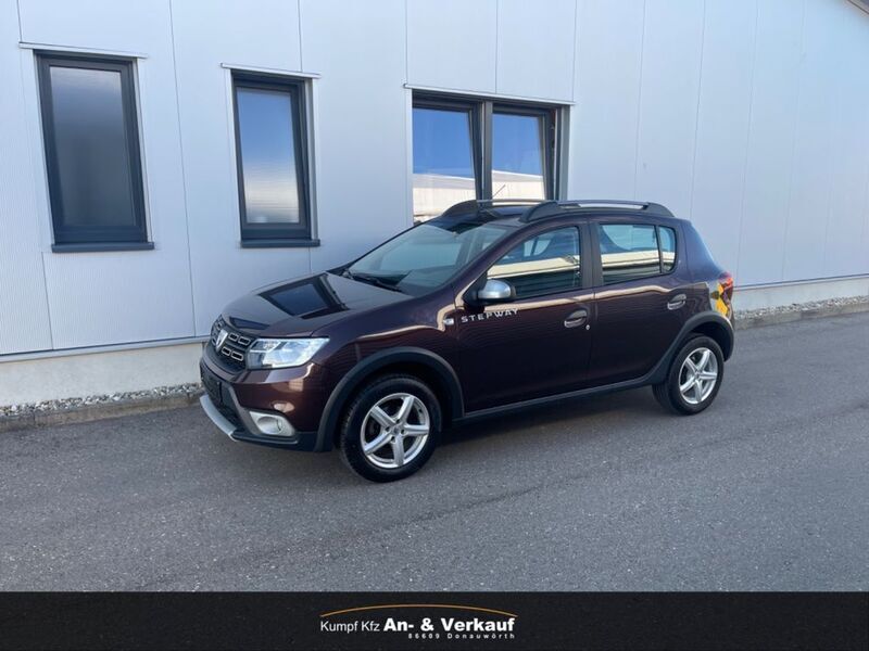 Braun Gebraucht 2017 Dacia Sandero Stepway Kleinwagen | 10.980 € (Guter Preis) - Bild 1/4