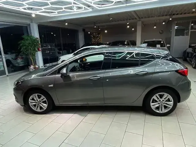 Gebraucht Opel Astra S 150 PS (110 kW) 2017 Grau Limousine