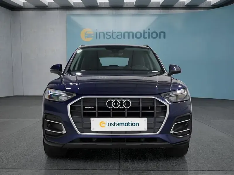 Second-hand Audi Q5 204 CP (150 kW) 2024 Albastru SUV