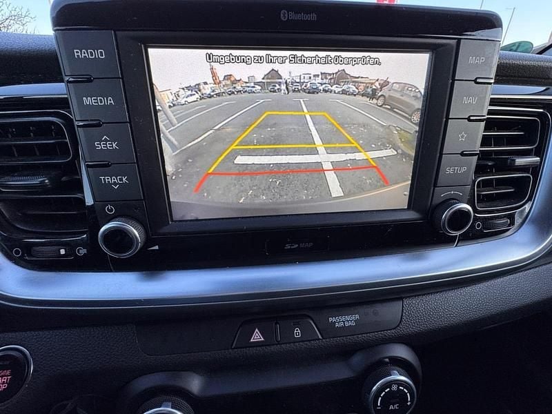 Gebraucht Kia Stonic 120 PS (88 kW) 2019 Schwarz SUV