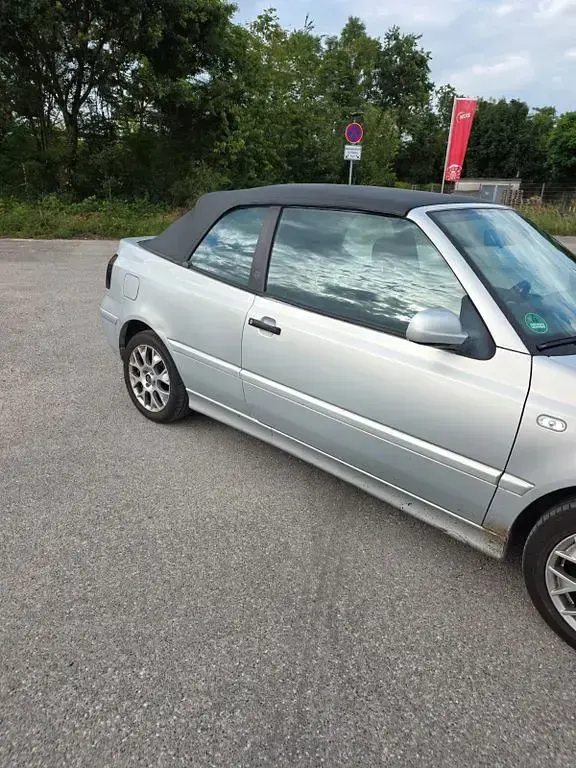 Gebraucht VW Golf Trendline 101 PS (74 kW) 1999 Silber Cabrio