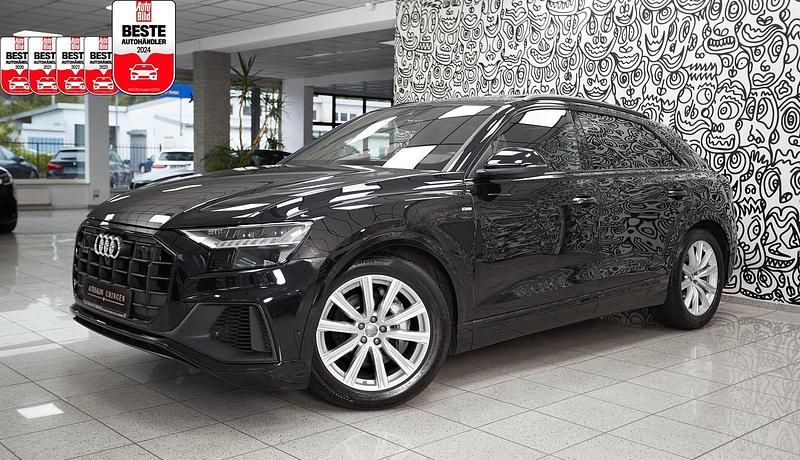 Orcaschwarz metallic Gebraucht 2020 Audi Q8 S-line plus SUV | 67.780 € (Teuer) - Bild 1/3