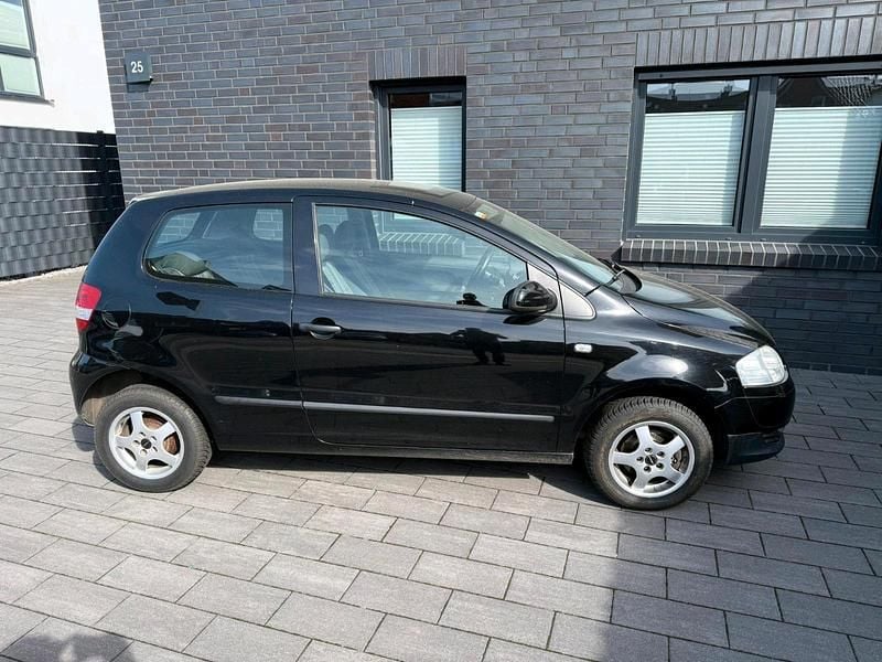 Usata VW Fox 54 CV (39 kW) 2007 Nero Utilitaria