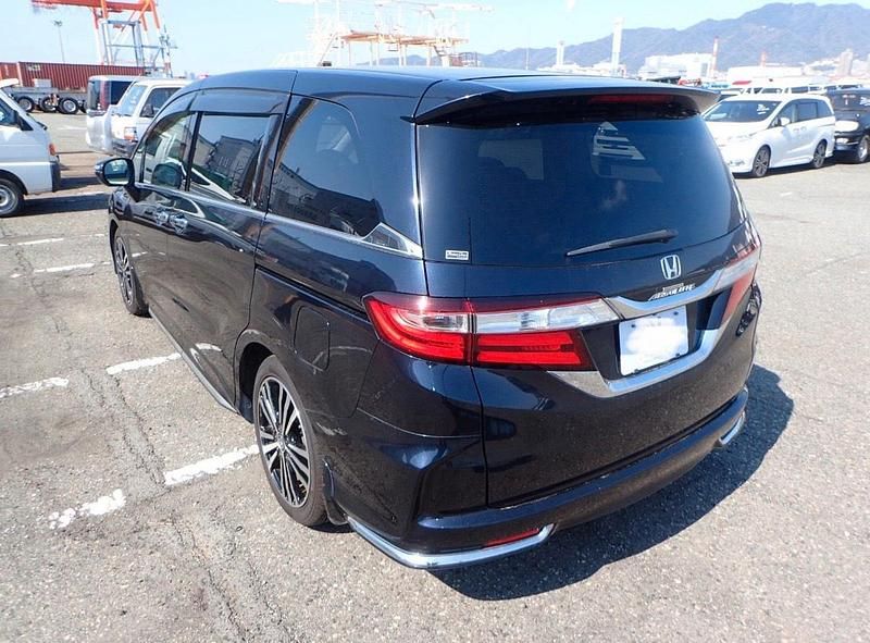 Gebraucht Honda Odyssey 175 PS (128 kW) 2015 Blau Van / Kleinbus