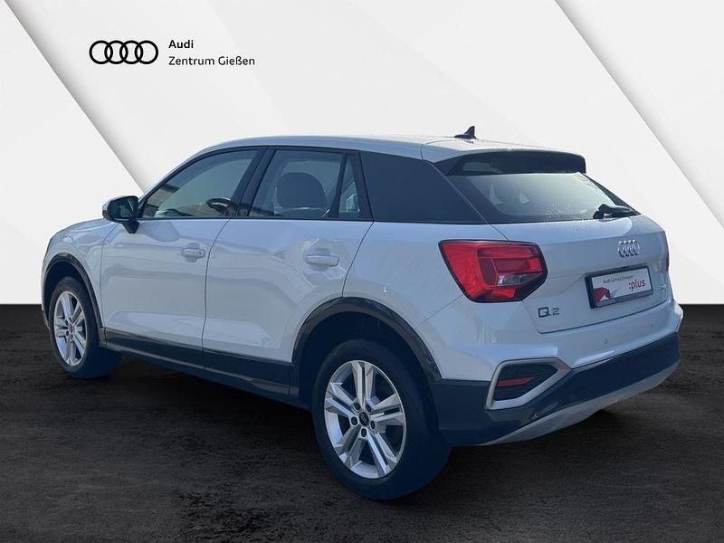 Gebraucht Audi Q2 Advanced Plus 116 PS (85 kW) 2022 Gletscherweiß metallic SUV