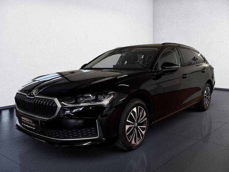 Gebraucht Skoda Superb Selection 150 PS (110 kW) 2025 Onyxschwarz metallic Kombi