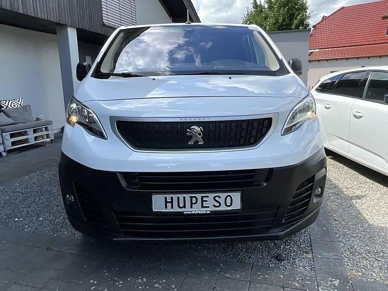 Weiß Gebraucht 2021 Peugeot Expert Van | 22.490 € (Guter Preis) - Bild 1/4