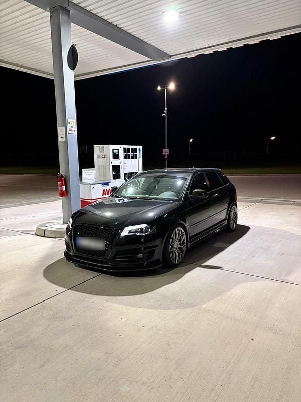 Gebraucht Audi S3 Sportback Performance 265 PS (194 kW) 2010 Schwarz Kleinwagen