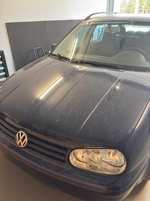 Gebraucht VW Golf IV 106 PS (77 kW) 2003 Blau Kombi