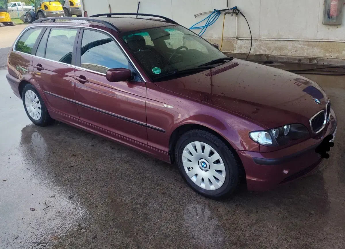 Gebraucht BMW 318 143 PS (105 kW) 2004 Rot Kombi