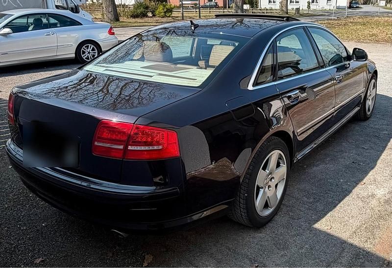 Gebraucht Audi A8 Comfort 239 PS (175 kW) 2008 Andere farben Limousine