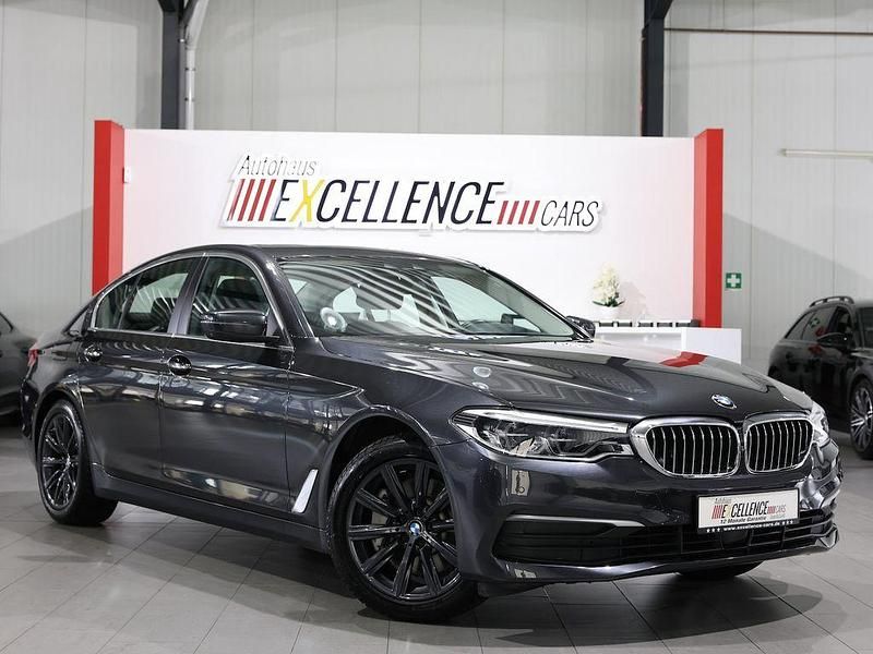 Gebraucht BMW 530 Sport Line 252 PS (185 kW) 2017 Grau Limousine