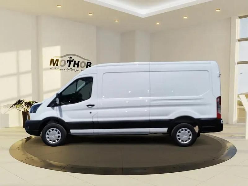 Gebraucht Ford E-Transit Trend 135 kW (184 PS) 2022 Frostweiss Van