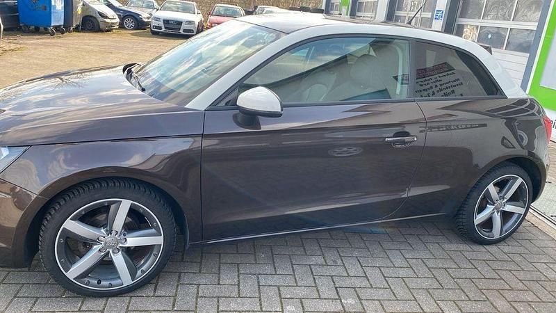 Gebraucht Audi A1 Ambition 86 PS (63 kW) 2010 Braun Kleinwagen