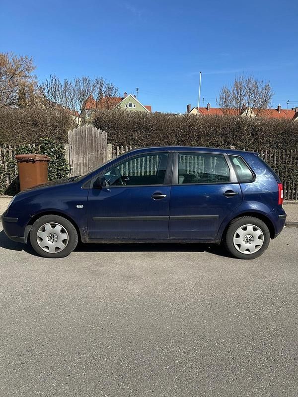 Gebraucht VW Polo 75 PS (55 kW) 2004 Blau Kleinwagen