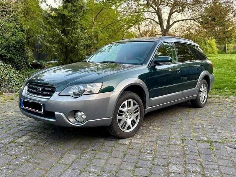 Grün Gebraucht 2005 Subaru Outback SUV | 4.249 € - Bild 1/1