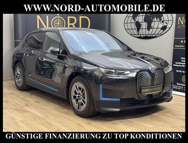 Gebraucht BMW iX 239 kW (326 PS) 2022 Sophistograu brillantef (metallic) SUV